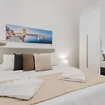 Apartment Flat 2 Mlh 3bed Next To By Homely!