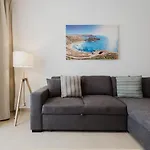 Apartment Flat 2 Mlh 3bed Next To By Homely!