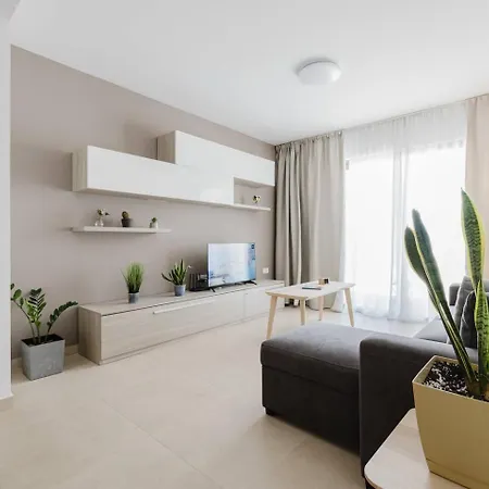 Flat 2 Mlh 3bed Next To By Homely! 公寓