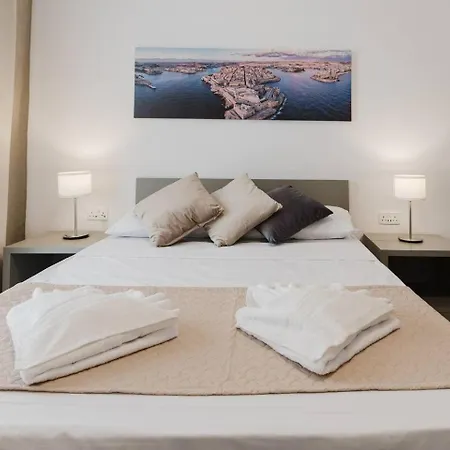 Flat 2 Mlh 3bed Next To By Homely! 公寓