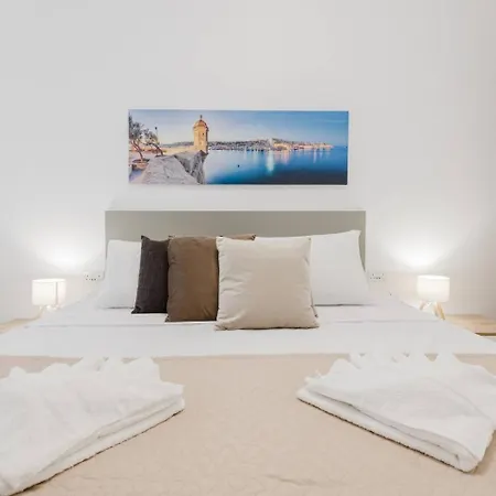 Flat 2 Mlh 3bed Next To By Homely! Appartamento Mellieħa