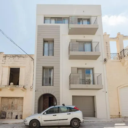 Flat 2 Mlh 3bed Next To By Homely! Apartment Mellieha